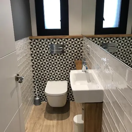 Дом отдыха Stylish House 600m To Sea *
